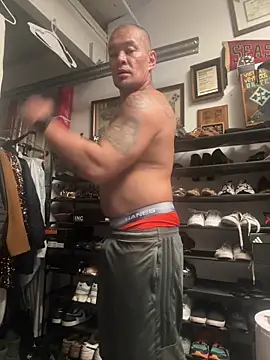 Snapshot of EatMyCake831 chatting on 25, 9, 2025 EatMyCake831 online show from 25, 9, 2025