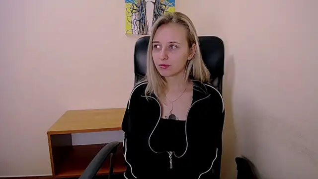 Snapshot of _Nicole_new chatting on 20, 9, 2025  Nicole new online show from 20, 9, 2025