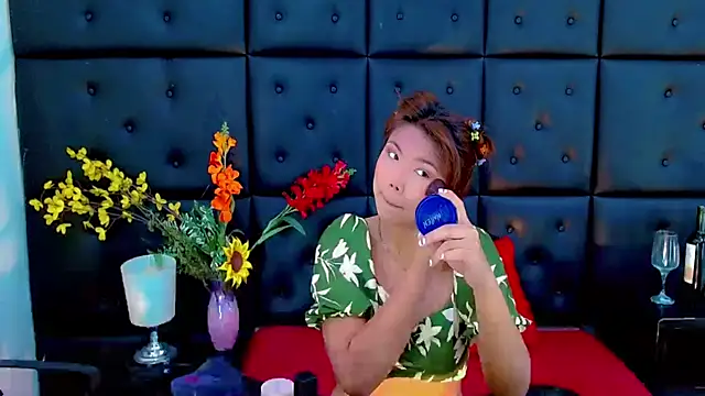 Isalombardi online show from 10, 2, 2026