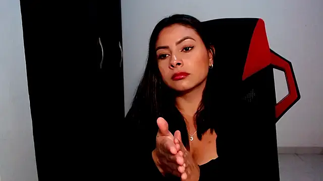 Snapshot of meghan2 chatting on 1, 2, 2026 meghan2 online show from 1, 2, 2026