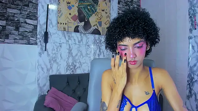 Queen Cuarxxo online show from 25, 6, 2026