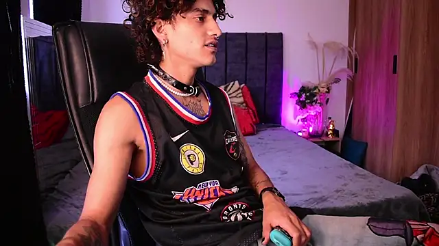 Snapshot of DemonKush-- chatting on 26, 5, 2026 DemonKush-- online show from 26, 5, 2026