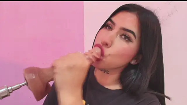 Snapshot of sweety_mariann1 chatting on 14, 3, 2025 sweety mariann1 online show from 14, 3, 2025