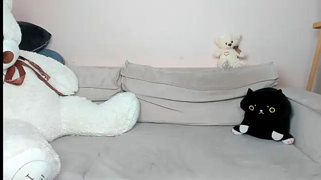 Snapshot of daeneryy chatting on 19, 2, 2025 daeneryy online show from 19, 2, 2025