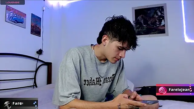 Snapshot of jeanfarelo chatting on 20, 12, 2024 jeanfarelo online show from 20, 12, 2024