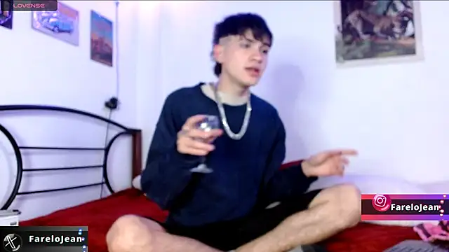 Snapshot of jeanfarelo chatting on 24, 12, 2024 jeanfarelo online show from 24, 12, 2024