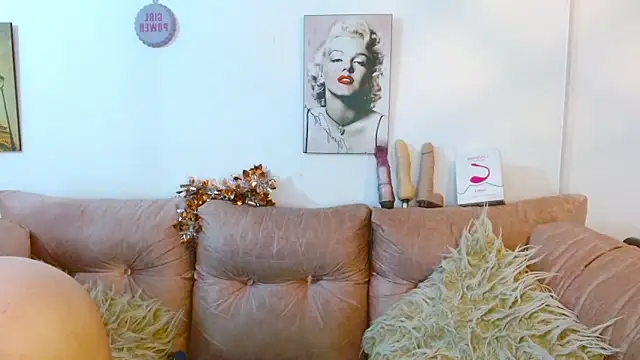 Snapshot of hinataleecs chatting on 23, 1, 2025 hinataleecs online show from 23, 1, 2025