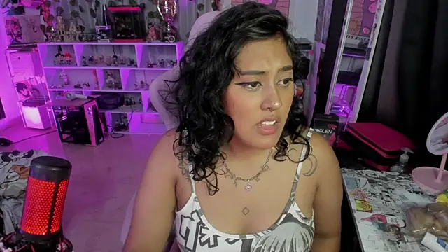 Snapshot of pawmistry chatting on 19, 2, 2025 pawmistry online show from 19, 2, 2025