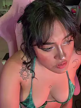 Snapshot of pawmistry chatting on 23, 2, 2025 pawmistry online show from 23, 2, 2025