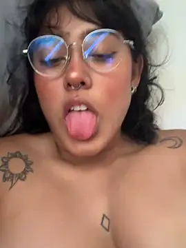 Snapshot of pawmistry chatting on 14, 3, 2025 pawmistry online show from 14, 3, 2025