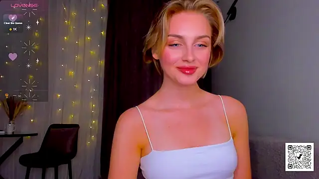 pretty girlnextdoor online show from 5, 1, 2025