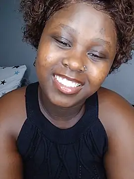 Dark Berry 26 online show from 25, 6, 2026