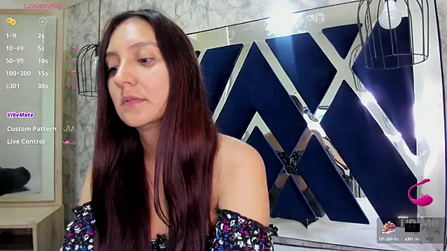  alaia collway  online show from 23, 1, 2025