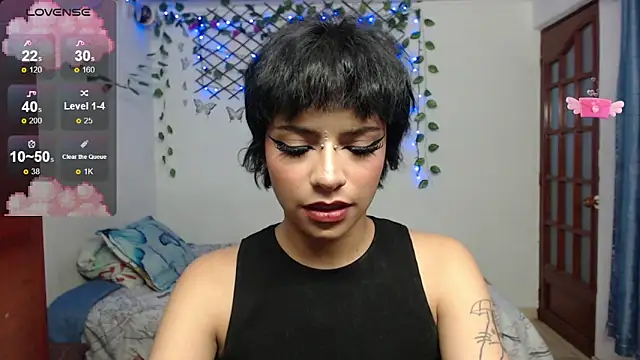 Snapshot of kathina_t chatting on 22, 9, 2025 kathina t online show from 22, 9, 2025