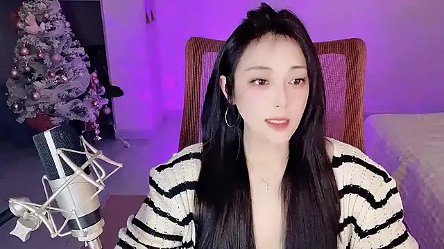 Daisy-77 online show from 14, 1, 2026