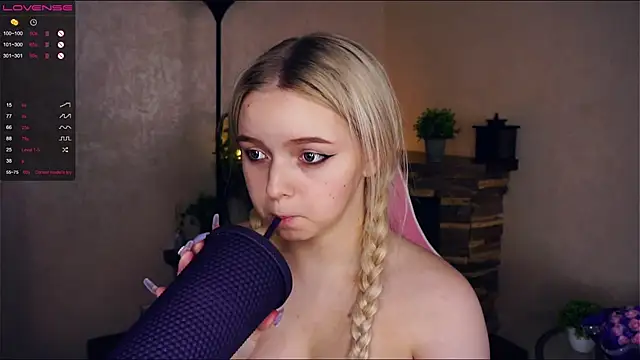 ZaraCreedon online show from 15, 2, 2025