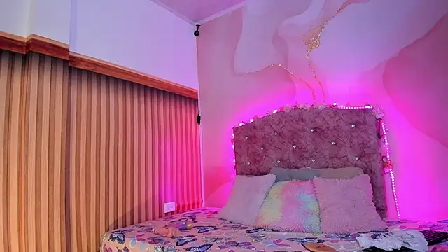 Snapshot of Daisy__rose chatting on 15, 3, 2025 Daisy rose online show from 15, 3, 2025