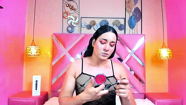 Alison Chan  online show from 17, 9, 2025