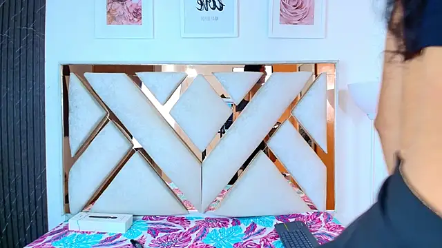 Alison Chan  online show from 16, 10, 2025