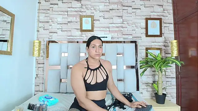 Alison Chan  online show from 28, 7, 2026