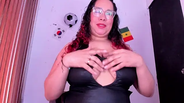 alondrabigtits online show from 3, 7, 2026