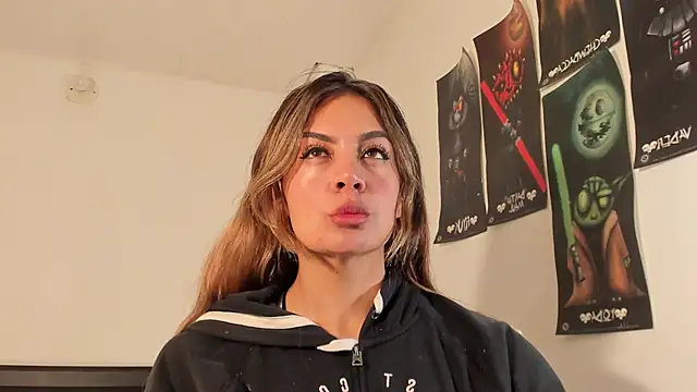 Snapshot of AZULAEVANSS chatting on 17, 9, 2025 AZULAEVANSS online show from 17, 9, 2025