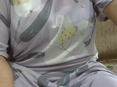 Snapshot of bhabhi_jaan11 chatting on 29, 10, 2025 bhabhi jaan11 online show from 29, 10, 2025