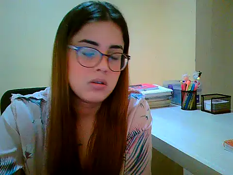 maliamiller online show from 10, 10, 2025