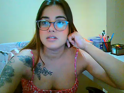 maliamiller online show from 26, 11, 2025