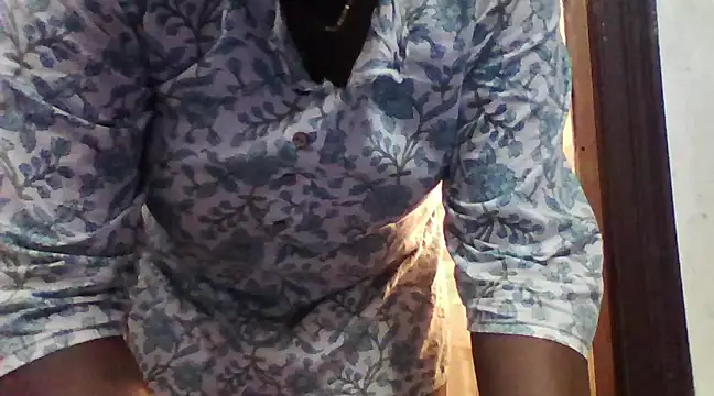 Snapshot of expression_queen chatting on 14, 12, 2024 expression queen online show from 14, 12, 2024