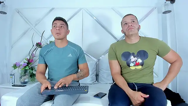 Snapshot of AndyandFran chatting on 16, 3, 2025 AndyandFran online show from 16, 3, 2025