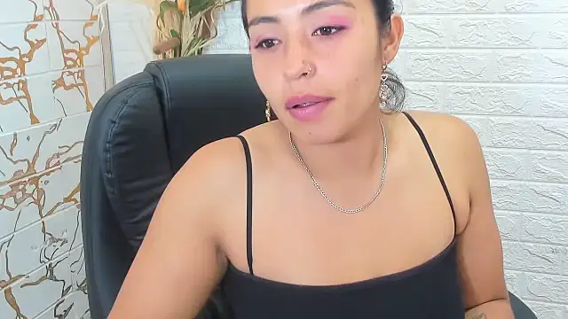 Aisha 09 online show from 3, 1, 2025