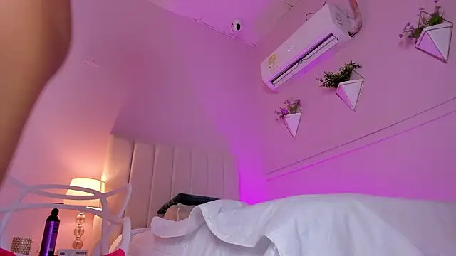 Snapshot of _bianca_18 chatting on 17, 1, 2025 bianca 18 online show from 17, 1, 2025