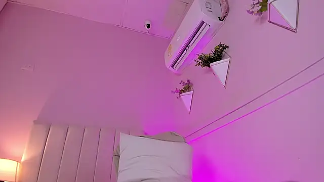 Snapshot of _bianca_18 chatting on 28, 1, 2025 bianca 18 online show from 28, 1, 2025