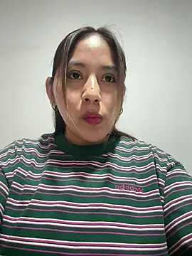 Snapshot of kittyfresita chatting on 6, 2, 2025 kittyfresita online show from 6, 2, 2025