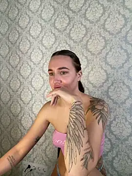 Stasia Queen online show from 6, 1, 2025