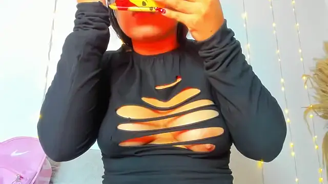 Maisa issa online show from 7, 10, 2025