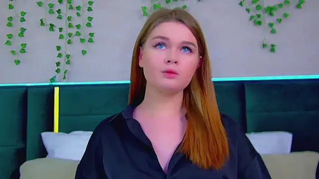 CrystalLyons online show from 12, 3, 2025