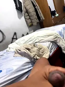 Snapshot of morenoroludo777 chatting on 10, 9, 2025 morenoroludo777 online show from 10, 9, 2025