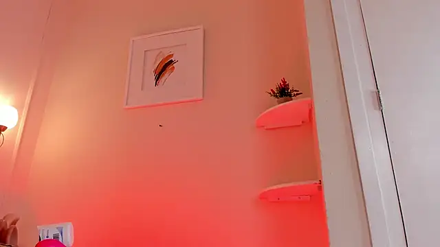 dani skinny  online show from 10, 12, 2024