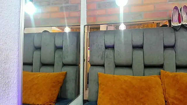 JESSYCORTES online show from 10, 9, 2025