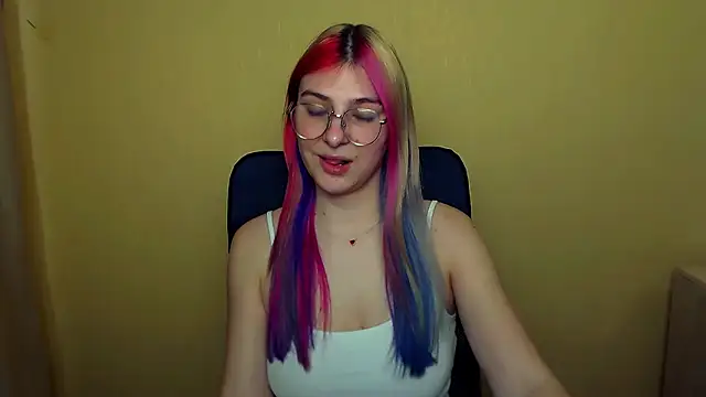 Luna Lush  online show from 17, 3, 2025