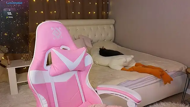 Snapshot of barbieee_b chatting on 10, 12, 2024 barbieee b online show from 10, 12, 2024