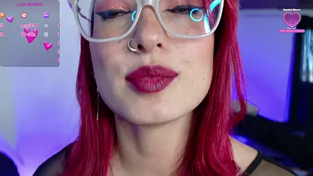 luccycollins  online show from 4, 2, 2025