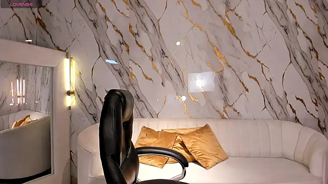 RebeccaHudson online show from 25, 2, 2026