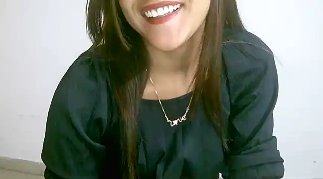 collage hoty online show from 24, 1, 2025