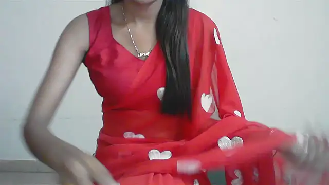 collage hoty online show from 21, 2, 2025