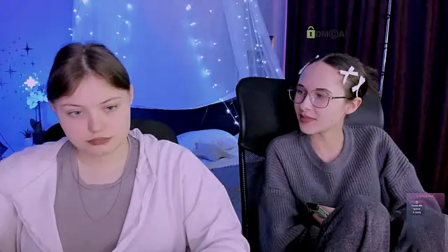 nikole kitt online show from 11, 3, 2026