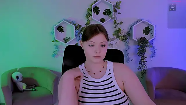 Snapshot of nikole_kitt chatting on 23, 7, 2026 nikole kitt online show from 23, 7, 2026
