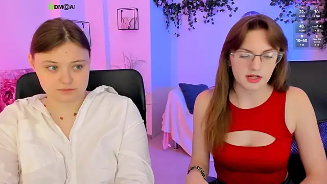 Snapshot of nikole_kitt chatting on 29, 7, 2026 nikole kitt online show from 29, 7, 2026